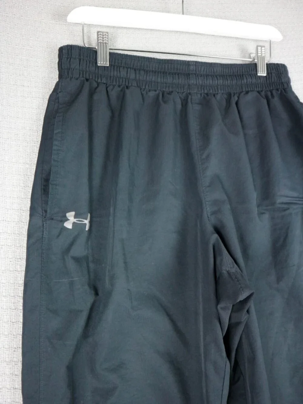 Under Armour Loose Fit Nylon Wide Straight Cut Activewear Pants Medium M Y2K - Picture 3 of 10